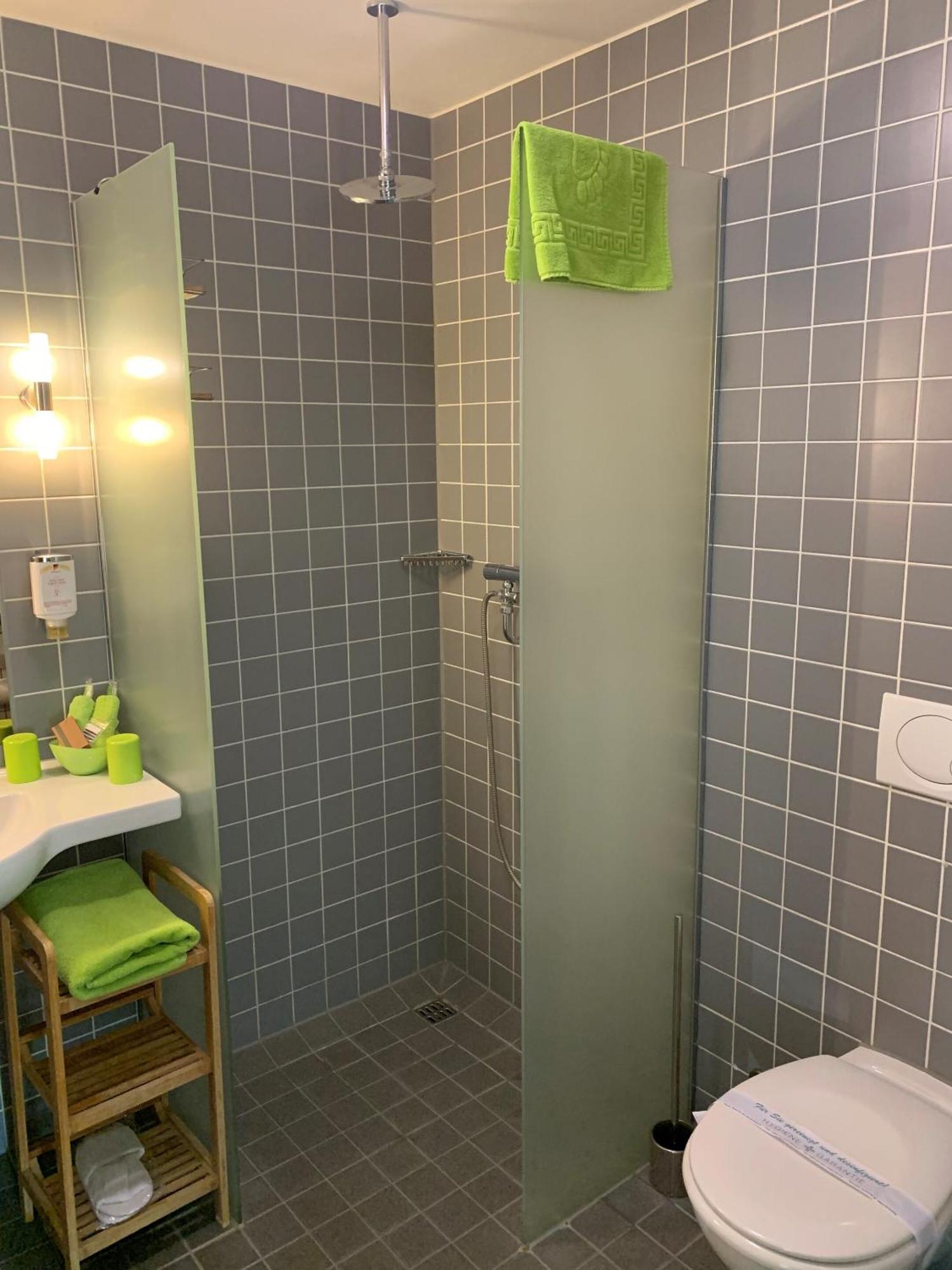 Park-Hotel Leimen Eksteriør billede